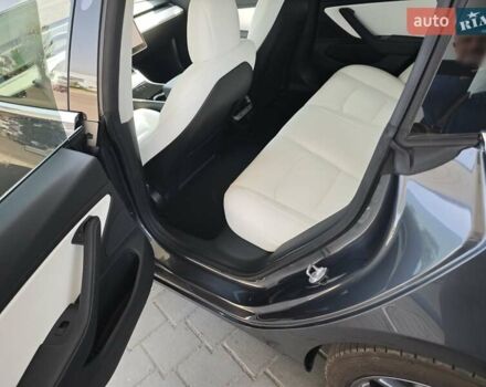 Сірий Тесла Модель 3, об'ємом двигуна 0 л та пробігом 157 тис. км за 16900 $, фото 19 на Automoto.ua