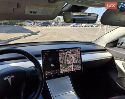 Сірий Тесла Модель 3, об'ємом двигуна 0 л та пробігом 128 тис. км за 20000 $, фото 6 на Automoto.ua