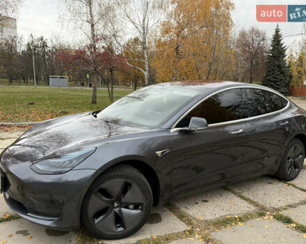 Сірий Тесла Модель 3, об'ємом двигуна 0 л та пробігом 105 тис. км за 17750 $, фото 7 на Automoto.ua