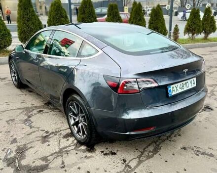 Серый Тесла Модель 3, объемом двигателя 0 л и пробегом 99 тыс. км за 17950 $, фото 4 на Automoto.ua