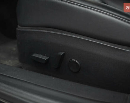 Сірий Тесла Модель 3, об'ємом двигуна 0 л та пробігом 150 тис. км за 19000 $, фото 14 на Automoto.ua