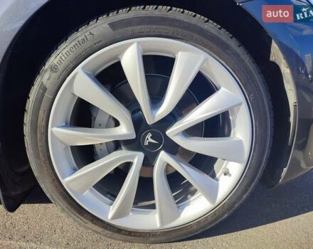 Серый Тесла Модель 3, объемом двигателя 0 л и пробегом 62 тыс. км за 16900 $, фото 22 на Automoto.ua