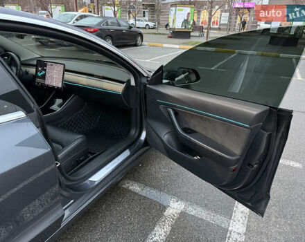 Сірий Тесла Модель 3, об'ємом двигуна 0 л та пробігом 137 тис. км за 22700 $, фото 15 на Automoto.ua