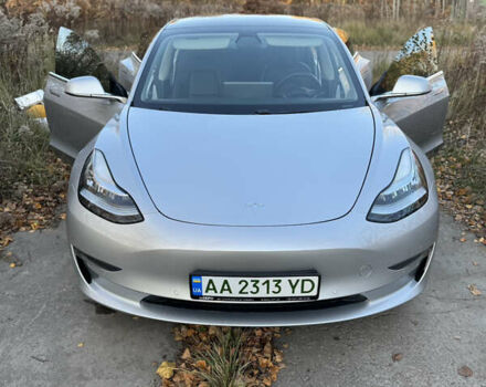 Серый Тесла Модель 3, объемом двигателя 0 л и пробегом 138 тыс. км за 17300 $, фото 6 на Automoto.ua