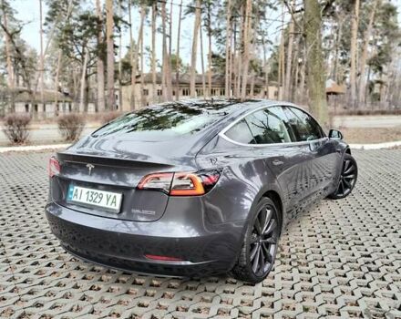 Серый Тесла Модель 3, объемом двигателя 0 л и пробегом 64 тыс. км за 25900 $, фото 21 на Automoto.ua