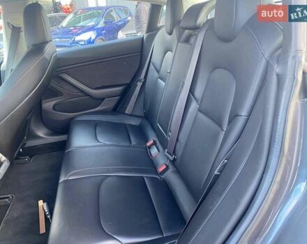 Сірий Тесла Модель 3, об'ємом двигуна 0 л та пробігом 126 тис. км за 14990 $, фото 15 на Automoto.ua