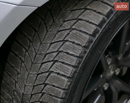 Серый Тесла Модель 3, объемом двигателя 0 л и пробегом 119 тыс. км за 18300 $, фото 34 на Automoto.ua