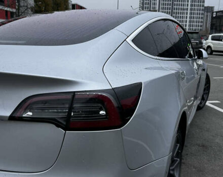 Серый Тесла Модель 3, объемом двигателя 0 л и пробегом 129 тыс. км за 16200 $, фото 5 на Automoto.ua