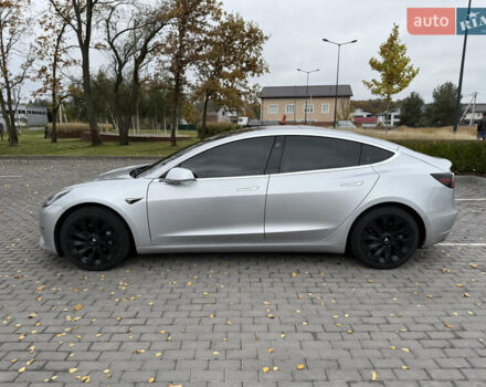 Сірий Тесла Модель 3, об'ємом двигуна 0 л та пробігом 100 тис. км за 17800 $, фото 6 на Automoto.ua