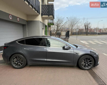 Сірий Тесла Модель 3, об'ємом двигуна 0 л та пробігом 184 тис. км за 16500 $, фото 4 на Automoto.ua