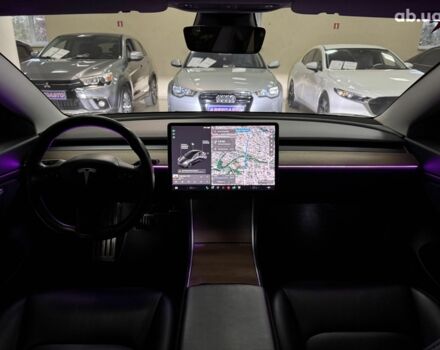 Сірий Тесла Модель 3, об'ємом двигуна 0 л та пробігом 76 тис. км за 19900 $, фото 12 на Automoto.ua
