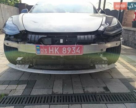 Сірий Тесла Модель 3, об'ємом двигуна 0 л та пробігом 206 тис. км за 12700 $, фото 1 на Automoto.ua
