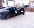 Серый Тесла Модель 3, объемом двигателя 0 л и пробегом 141 тыс. км за 19500 $, фото 3 на Automoto.ua