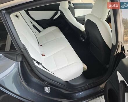Сірий Тесла Модель 3, об'ємом двигуна 0 л та пробігом 157 тис. км за 16900 $, фото 7 на Automoto.ua