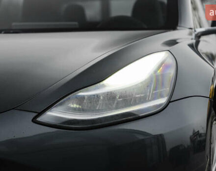 Сірий Тесла Модель 3, об'ємом двигуна 0 л та пробігом 150 тис. км за 19000 $, фото 8 на Automoto.ua