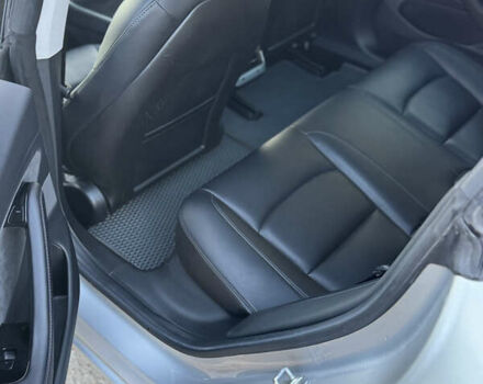 Серый Тесла Модель 3, объемом двигателя 0 л и пробегом 138 тыс. км за 17300 $, фото 12 на Automoto.ua