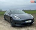 Серый Тесла Модель 3, объемом двигателя 0 л и пробегом 111 тыс. км за 19000 $, фото 2 на Automoto.ua
