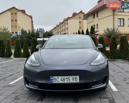 Серый Тесла Модель 3, объемом двигателя 0 л и пробегом 91 тыс. км за 18350 $, фото 1 на Automoto.ua