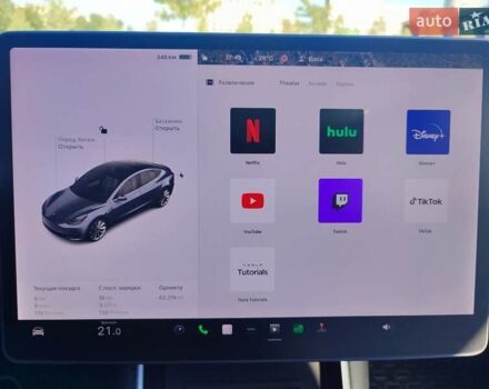 Серый Тесла Модель 3, объемом двигателя 0 л и пробегом 62 тыс. км за 16900 $, фото 33 на Automoto.ua