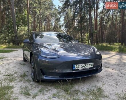Серый Тесла Модель 3, объемом двигателя 0 л и пробегом 125 тыс. км за 17000 $, фото 2 на Automoto.ua