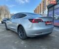 Серый Тесла Модель 3, объемом двигателя 0 л и пробегом 89 тыс. км за 16900 $, фото 6 на Automoto.ua