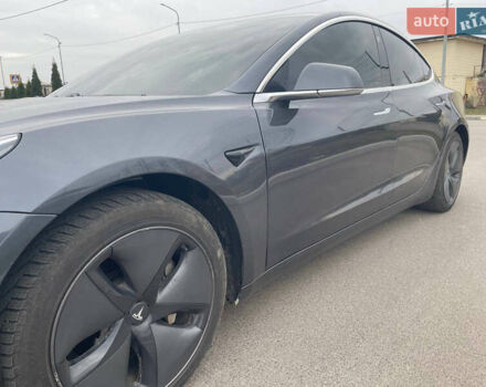 Сірий Тесла Модель 3, об'ємом двигуна 0 л та пробігом 84 тис. км за 18000 $, фото 13 на Automoto.ua