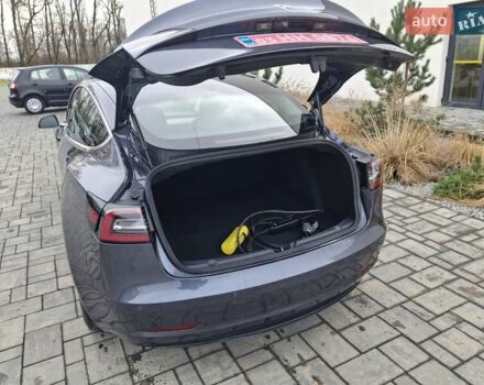 Серый Тесла Модель 3, объемом двигателя 0 л и пробегом 194 тыс. км за 14700 $, фото 8 на Automoto.ua