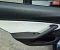 Серый Тесла Модель 3, объемом двигателя 0 л и пробегом 62 тыс. км за 16900 $, фото 19 на Automoto.ua