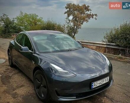 Серый Тесла Модель 3, объемом двигателя 0 л и пробегом 118 тыс. км за 15000 $, фото 3 на Automoto.ua