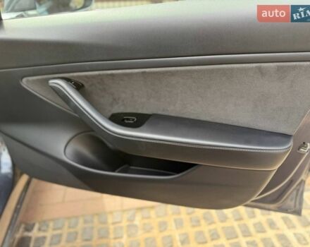 Серый Тесла Модель 3, объемом двигателя 0 л и пробегом 152 тыс. км за 16400 $, фото 34 на Automoto.ua