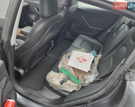 Серый Тесла Модель 3, объемом двигателя 0 л и пробегом 163 тыс. км за 17500 $, фото 5 на Automoto.ua