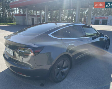 Сірий Тесла Модель 3, об'ємом двигуна 0 л та пробігом 85 тис. км за 17000 $, фото 5 на Automoto.ua