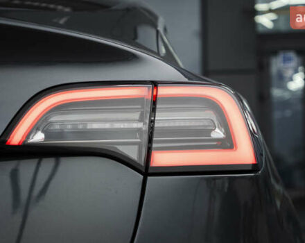 Сірий Тесла Модель 3, об'ємом двигуна 0 л та пробігом 150 тис. км за 19000 $, фото 22 на Automoto.ua