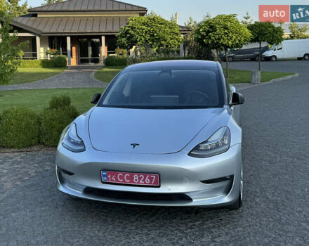 Серый Тесла Модель 3, объемом двигателя 0 л и пробегом 84 тыс. км за 17400 $, фото 4 на Automoto.ua