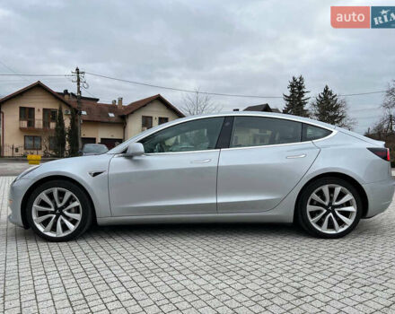 Сірий Тесла Модель 3, об'ємом двигуна 0 л та пробігом 167 тис. км за 18500 $, фото 4 на Automoto.ua