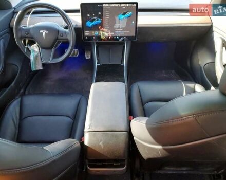 Сірий Тесла Модель 3, об'ємом двигуна 0 л та пробігом 83 тис. км за 3400 $, фото 7 на Automoto.ua