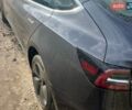 Серый Тесла Модель 3, объемом двигателя 0 л и пробегом 42 тыс. км за 16000 $, фото 2 на Automoto.ua