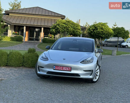 Серый Тесла Модель 3, объемом двигателя 0 л и пробегом 84 тыс. км за 17400 $, фото 7 на Automoto.ua