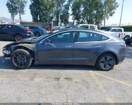 Сірий Тесла Модель 3, об'ємом двигуна 0 л та пробігом 77 тис. км за 5600 $, фото 14 на Automoto.ua