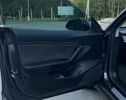 Сірий Тесла Модель 3, об'ємом двигуна 0 л та пробігом 212 тис. км за 16300 $, фото 22 на Automoto.ua