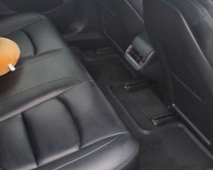 Серый Тесла Модель 3, объемом двигателя 0 л и пробегом 182 тыс. км за 15000 $, фото 17 на Automoto.ua