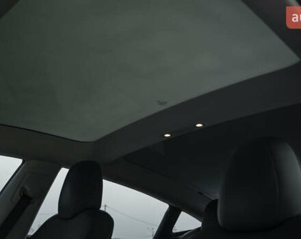 Сірий Тесла Модель 3, об'ємом двигуна 0 л та пробігом 150 тис. км за 19000 $, фото 12 на Automoto.ua