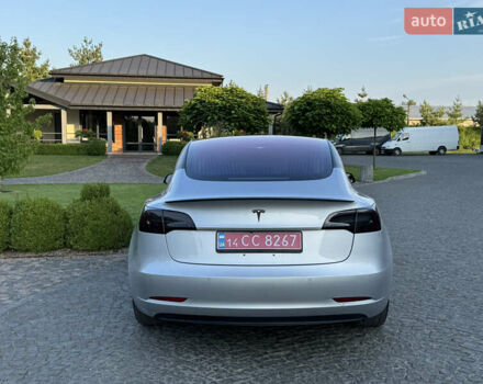 Серый Тесла Модель 3, объемом двигателя 0 л и пробегом 84 тыс. км за 17400 $, фото 17 на Automoto.ua