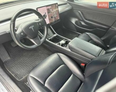 Сірий Тесла Модель 3, об'ємом двигуна 0 л та пробігом 34 тис. км за 9500 $, фото 7 на Automoto.ua