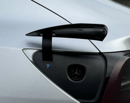 Серый Тесла Модель 3, объемом двигателя 0 л и пробегом 84 тыс. км за 17400 $, фото 54 на Automoto.ua