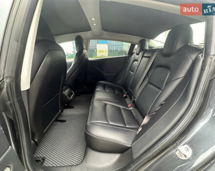 Сірий Тесла Модель 3, об'ємом двигуна 0 л та пробігом 150 тис. км за 13999 $, фото 18 на Automoto.ua