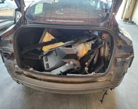 Серый Тесла Модель 3, объемом двигателя 0 л и пробегом 162 тыс. км за 17800 $, фото 13 на Automoto.ua