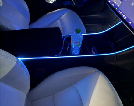 Серый Тесла Модель 3, объемом двигателя 0 л и пробегом 85 тыс. км за 16500 $, фото 13 на Automoto.ua