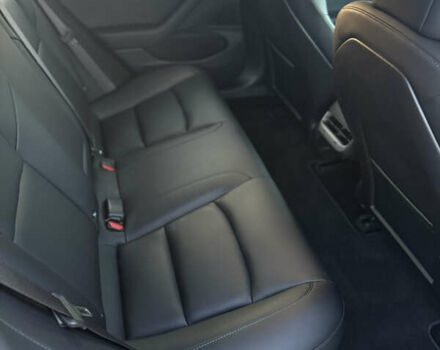 Сірий Тесла Модель 3, об'ємом двигуна 0 л та пробігом 50 тис. км за 18500 $, фото 9 на Automoto.ua