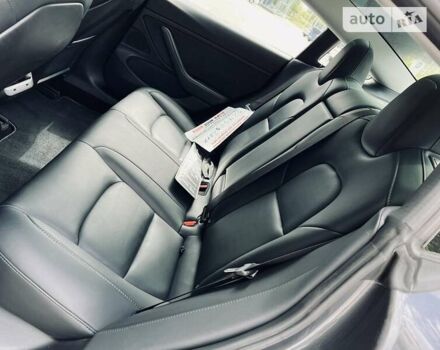 Серый Тесла Модель 3, объемом двигателя 0 л и пробегом 45 тыс. км за 34200 $, фото 33 на Automoto.ua